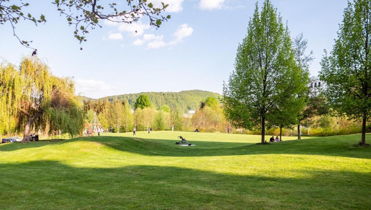 Alure Residences 2 & 24H Self Check-In, Parking In The Garage In The Apartment Building Included, New Building, Terrace, Green Location With A Forest Park With A Lake, Children'S Playground Banska Bystrica Exterior photo
